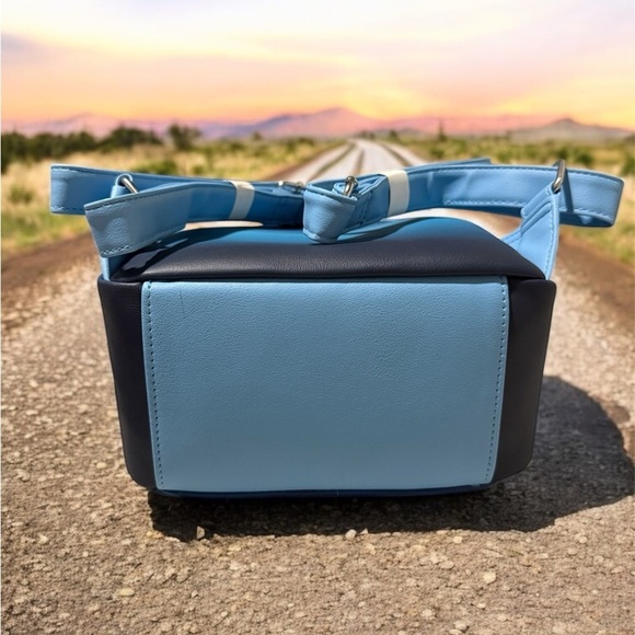 LOUNGEFLY STAR WARS OBI-WAN VS DARTH VADER MINI BACKPACK New With Tags - Picture 3 of 3